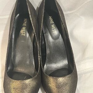 Nine West Black Pumps